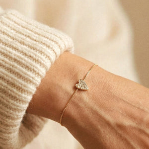 Lily Heart Bracelet in Gold