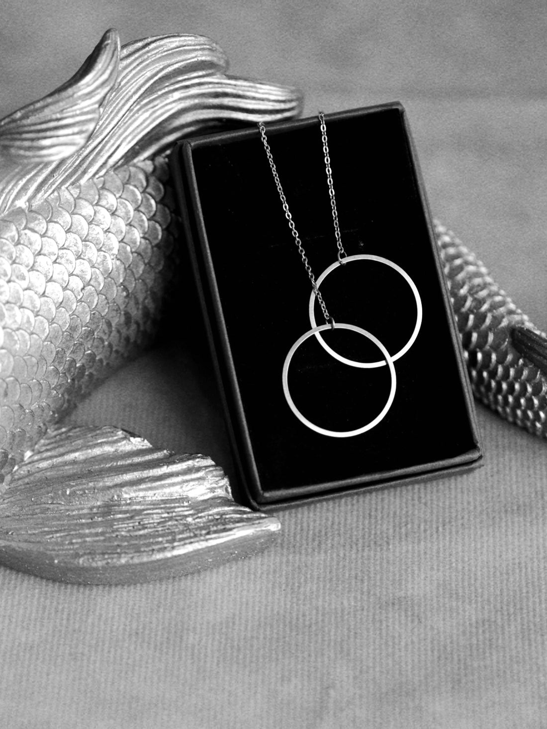 Luna Earrings In Silver 🎁