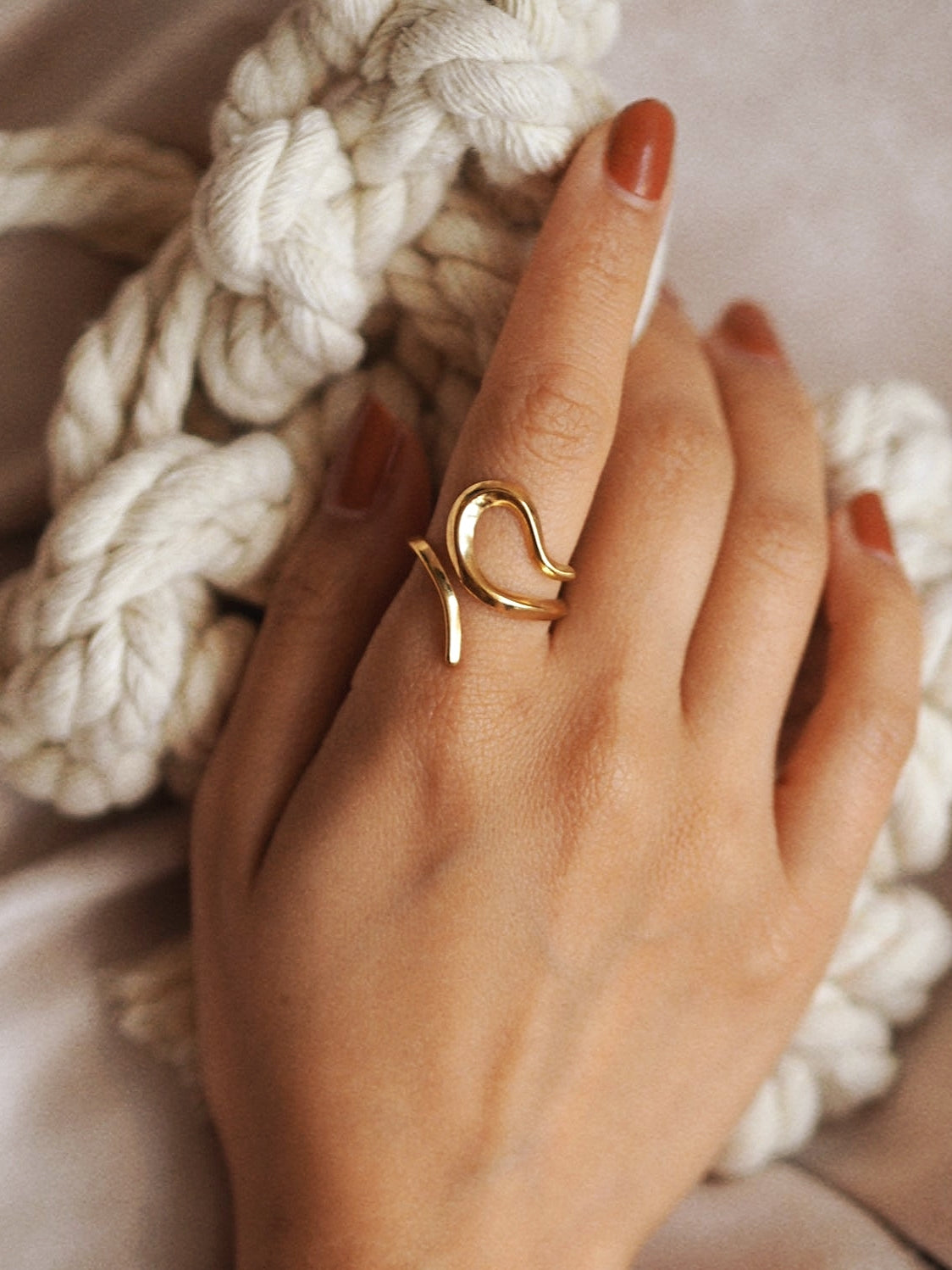 Lucienne Smooth Snake Ring