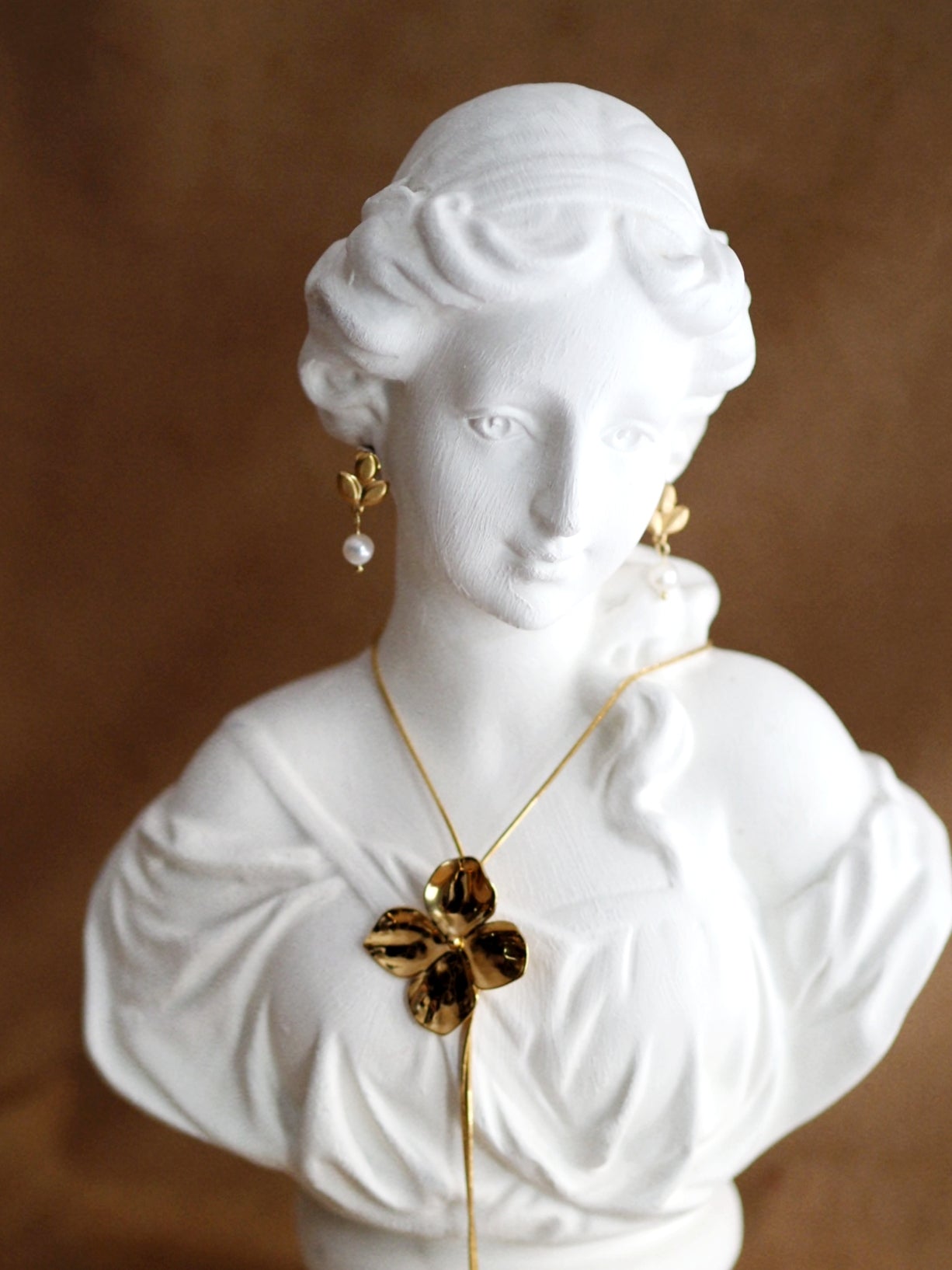 Adjustable Flower Necklace