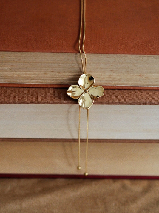Adjustable Flower Necklace