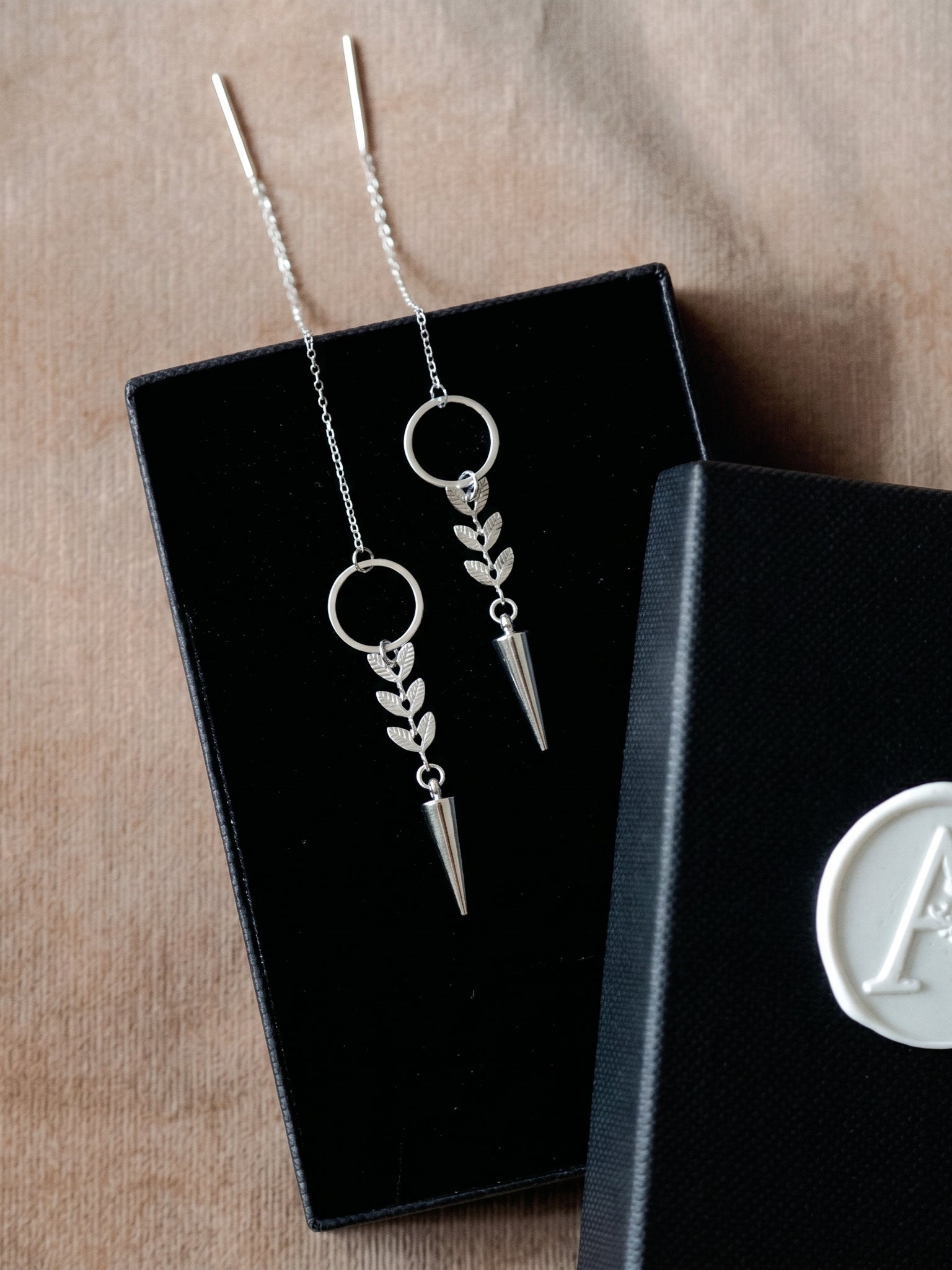 Andrea Atlas Signature Chain Earrings N°57 in Silver