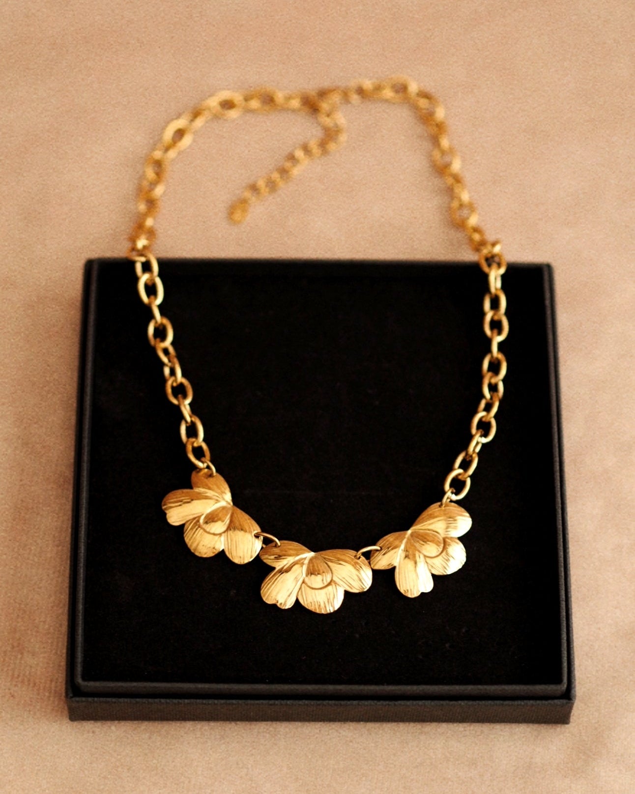 Camelia Necklace in Gold