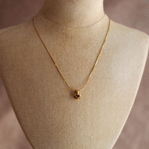 Esme Fine Necklace in Gold