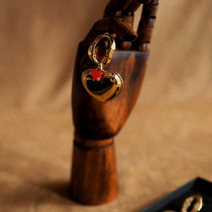 Amorette Earrings in Gold