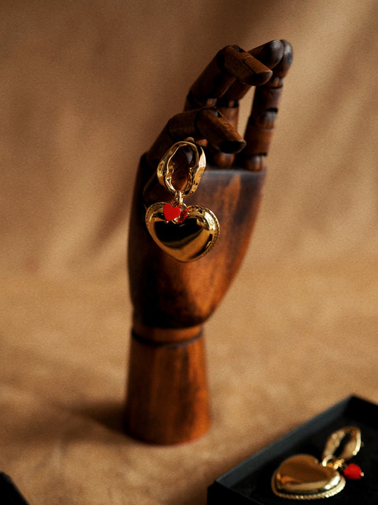 Amorette Earrings in Gold