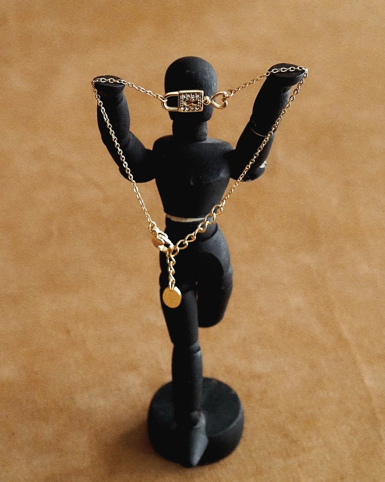 Heartlock Bracelet in Gold