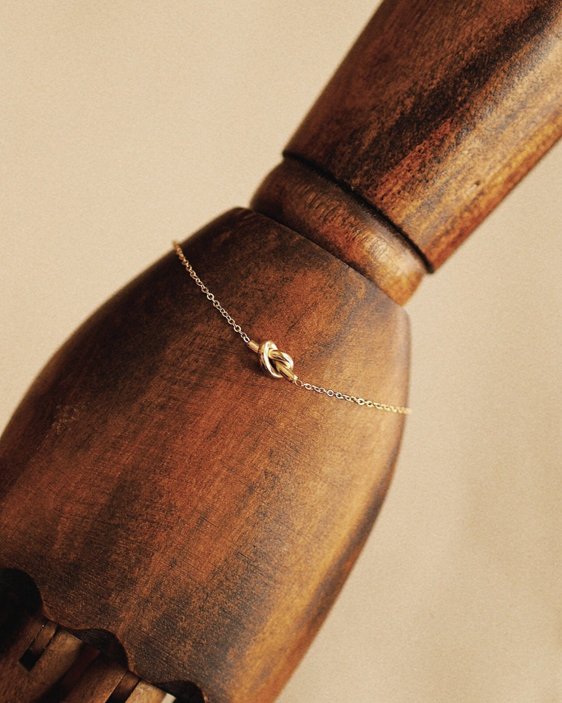 Eternal Knot Bracelet in Gold
