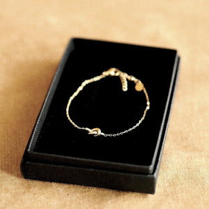 Eternal Knot Bracelet in Gold