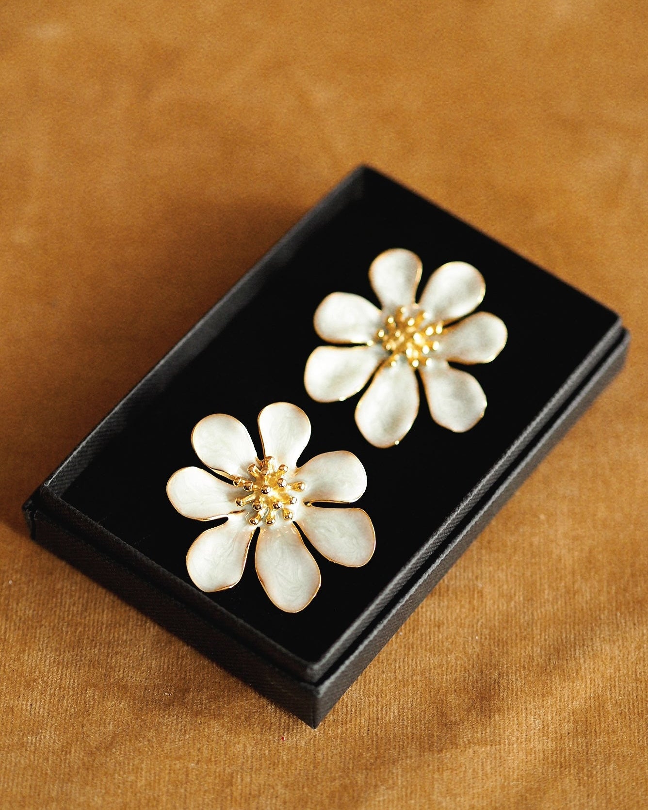 Daisy Flower Earrings