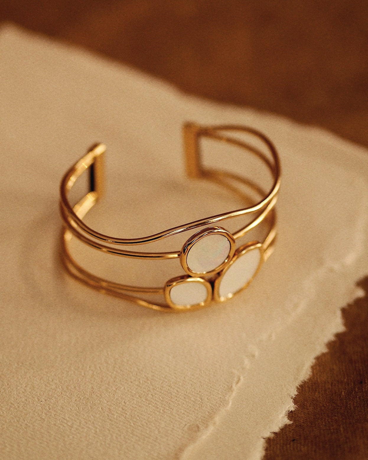 Pearl Bangle in Gold