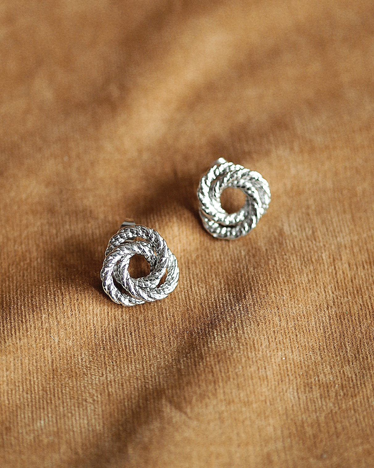 Ann-Marie Knot Earrings in Silver