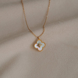 Pearl Clover And Star Necklace In Gold
