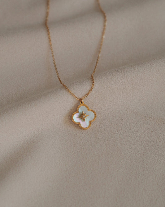 Pearl Clover And Star Necklace In Gold