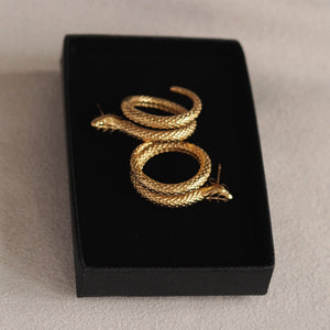 Elegant Snake Studs in Gold