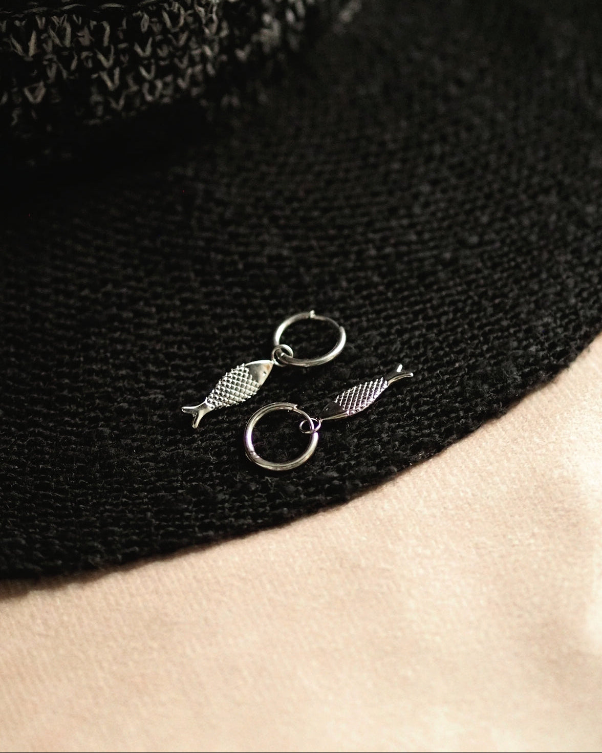 Elegant Fish Earrings in Silver