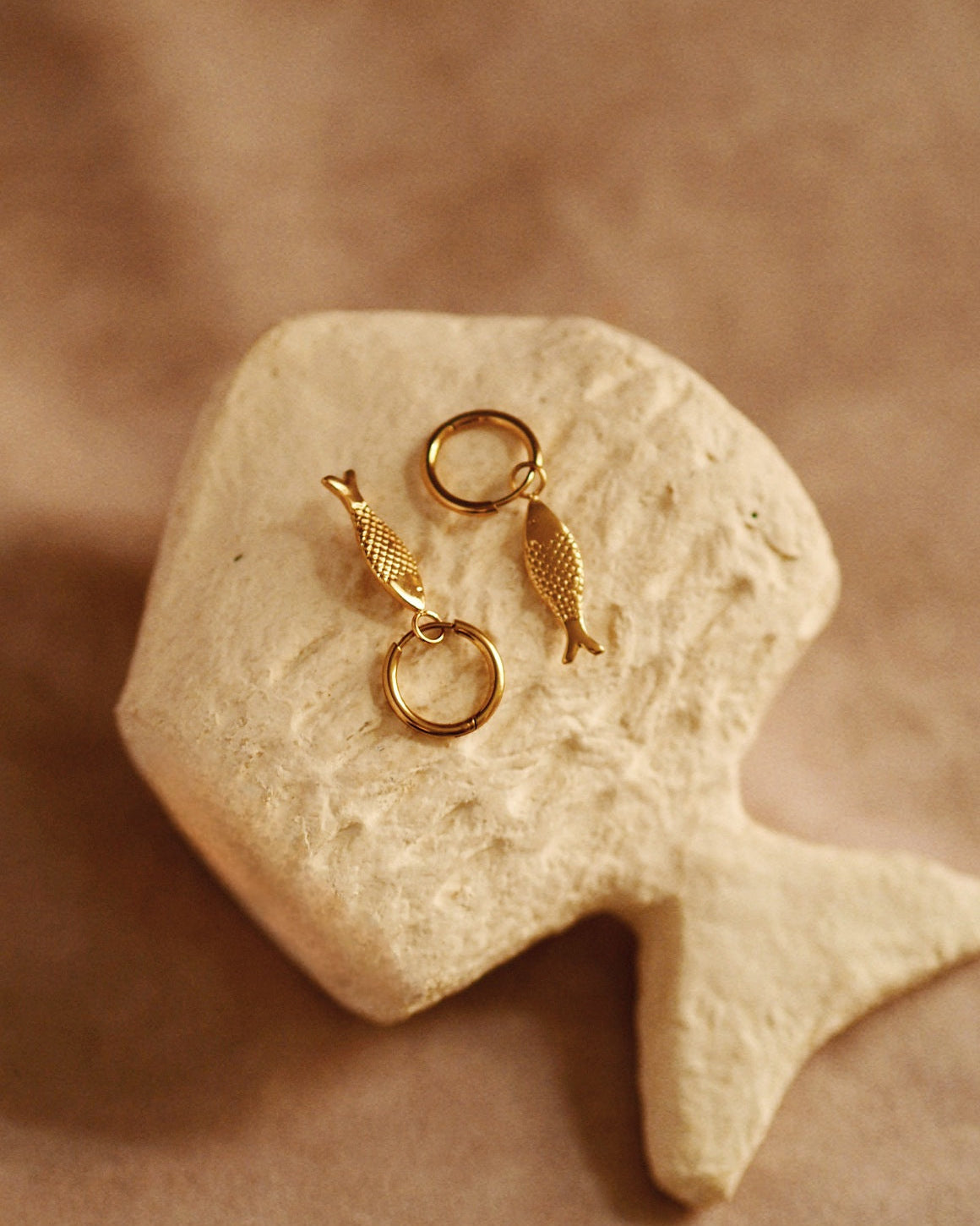 Elegant Fish Earrings in Gold