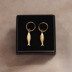 Elegant Fish Earrings in Gold