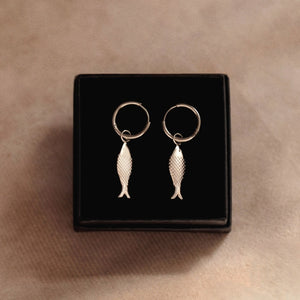 Elegant Fish Earrings in Silver