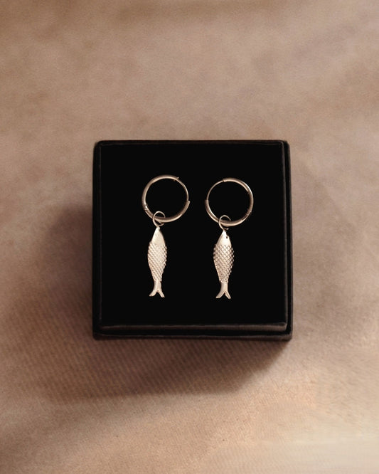 Elegant Fish Earrings in Silver