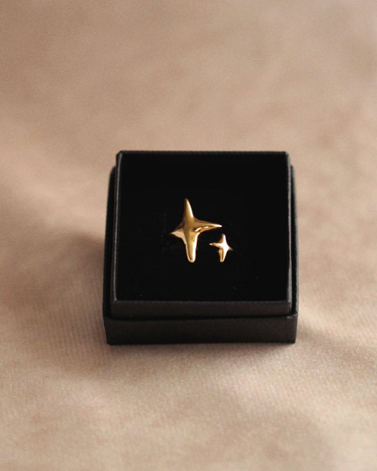 Lyra Open Star Ring in Gold