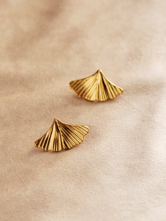 Single Ginkgo Leaf Earrings in Gold