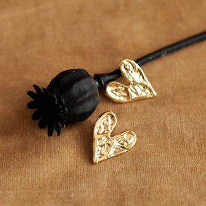 Caroline Heart Earrings in Gold