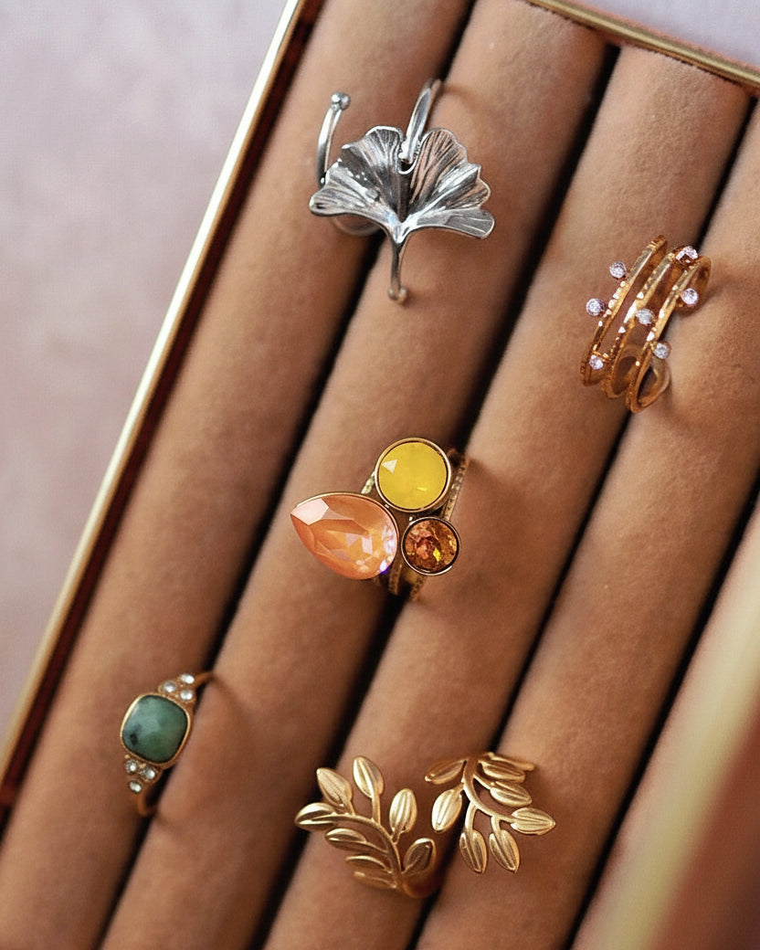 Isana Three Line Ring in Gold
