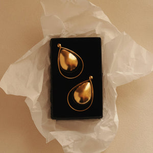 Elegant Teardrop Earrings