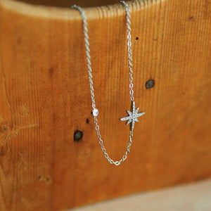 Delicate Zirconia Star Necklace in Silver