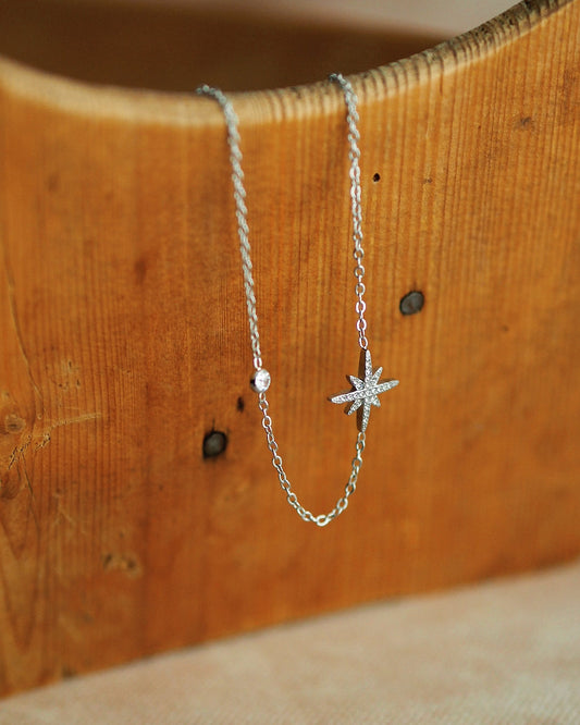 Delicate Zirconia Star Necklace in Silver