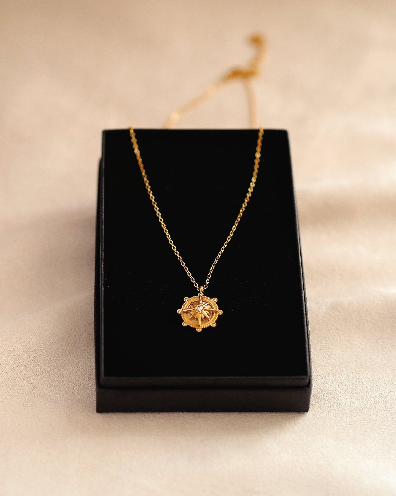 Marina Star Necklace in Gold