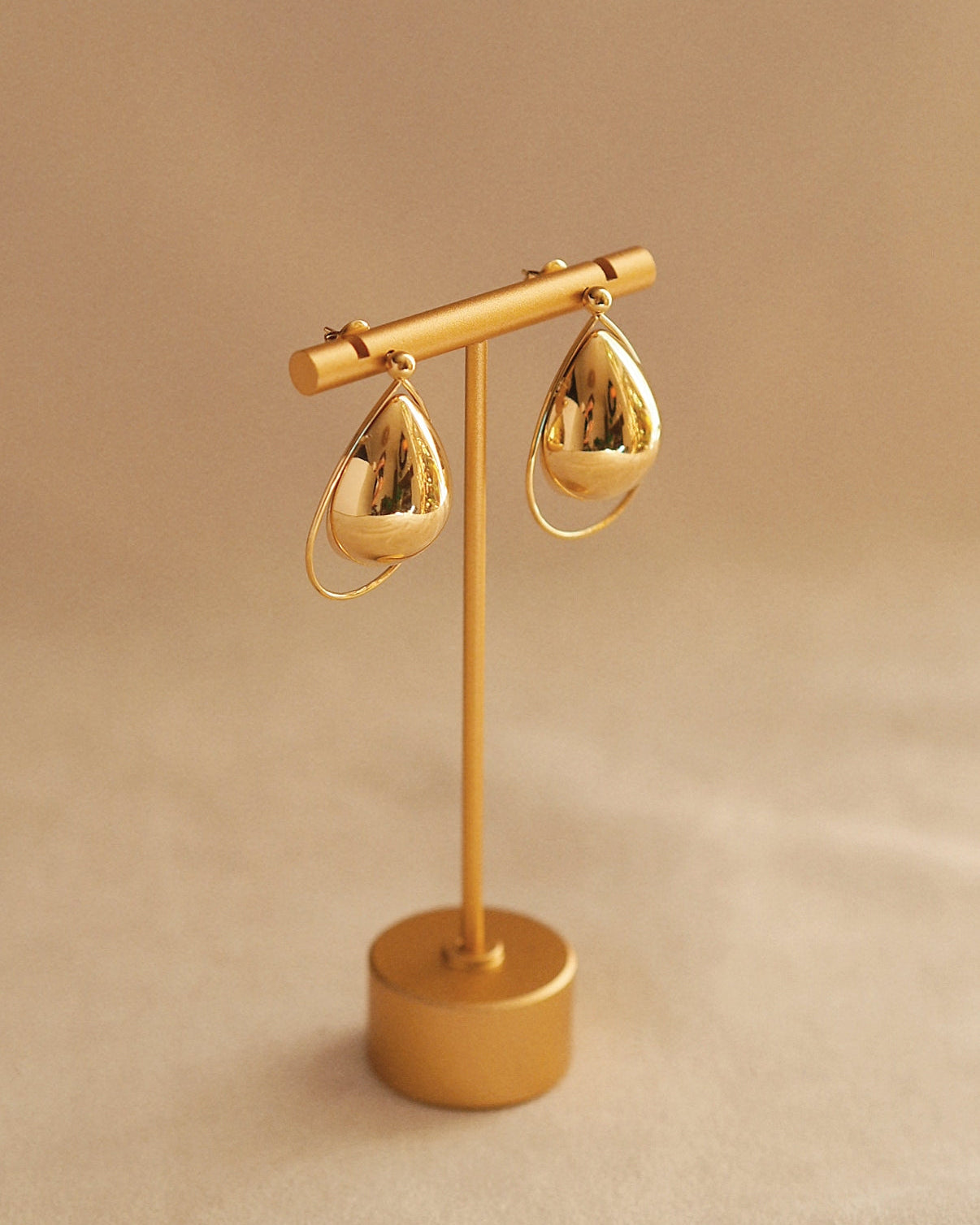 Elegant Teardrop Earrings