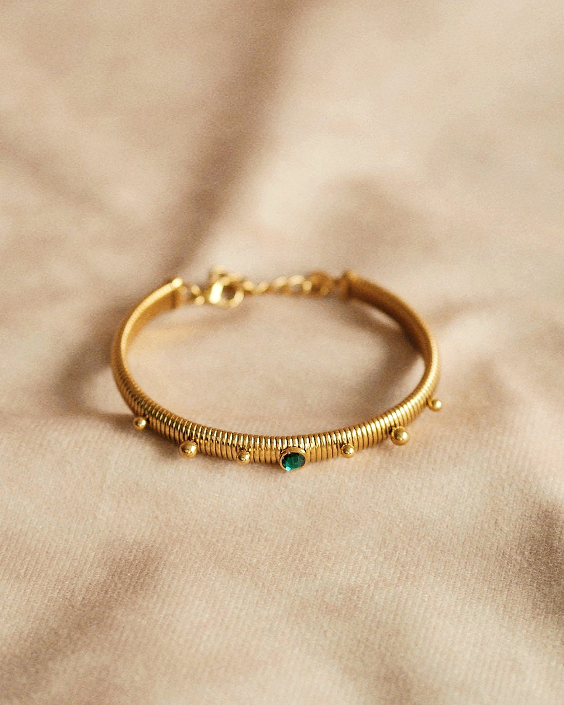 Unique Aldona Bracelet in Green and Gold