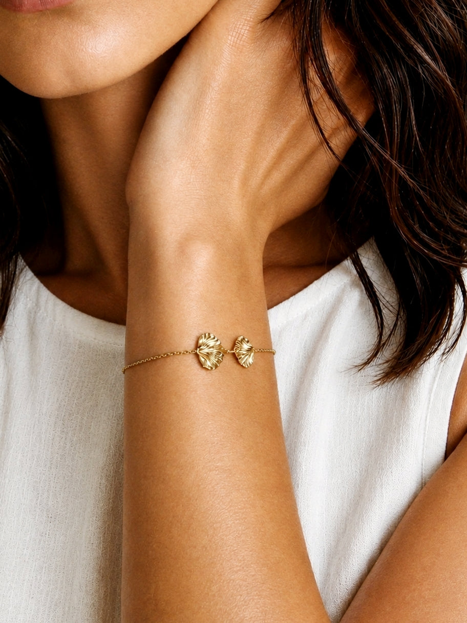 Beautiful Ginkgo Leaf Bracelet in Gold
