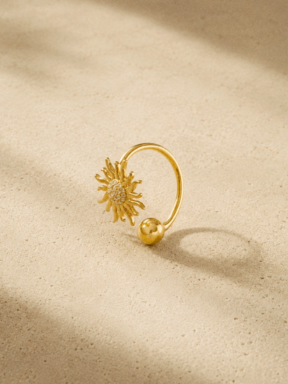 Front Open Sunflower Ring in Gold