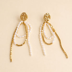 Unique Mona Pearl Earrings