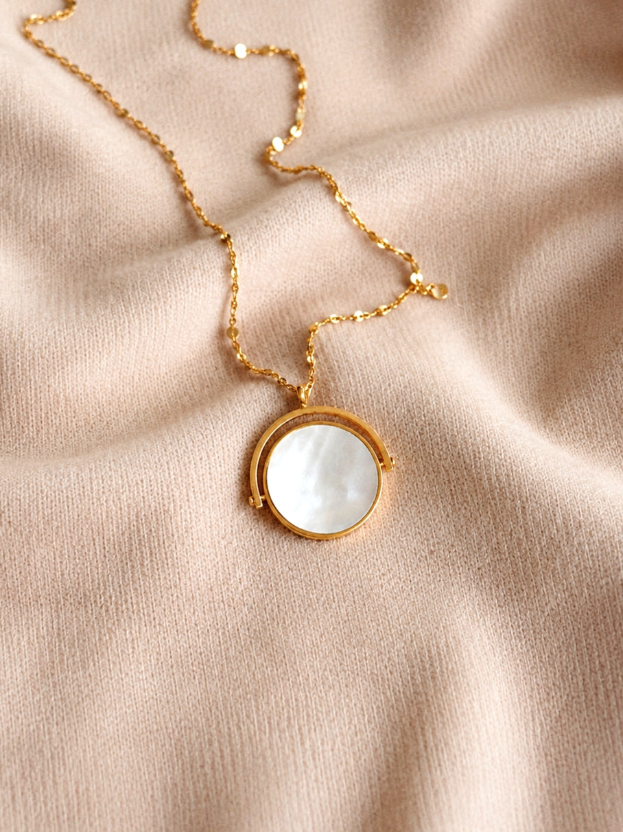 Rotating Mother of Pearl Necklace