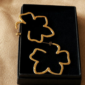 Justina Floral Earrings in Gold