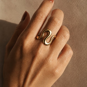 Meander Ring In Gold / Summer 26 Limited Gift