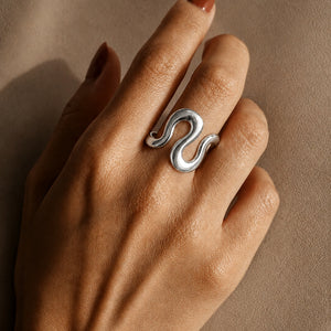 Meander Ring In Silver / Summer 26 Limited Gift
