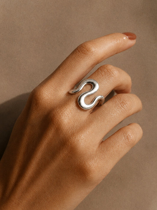 Meander Ring In Silver / Summer 26 Limited Gift