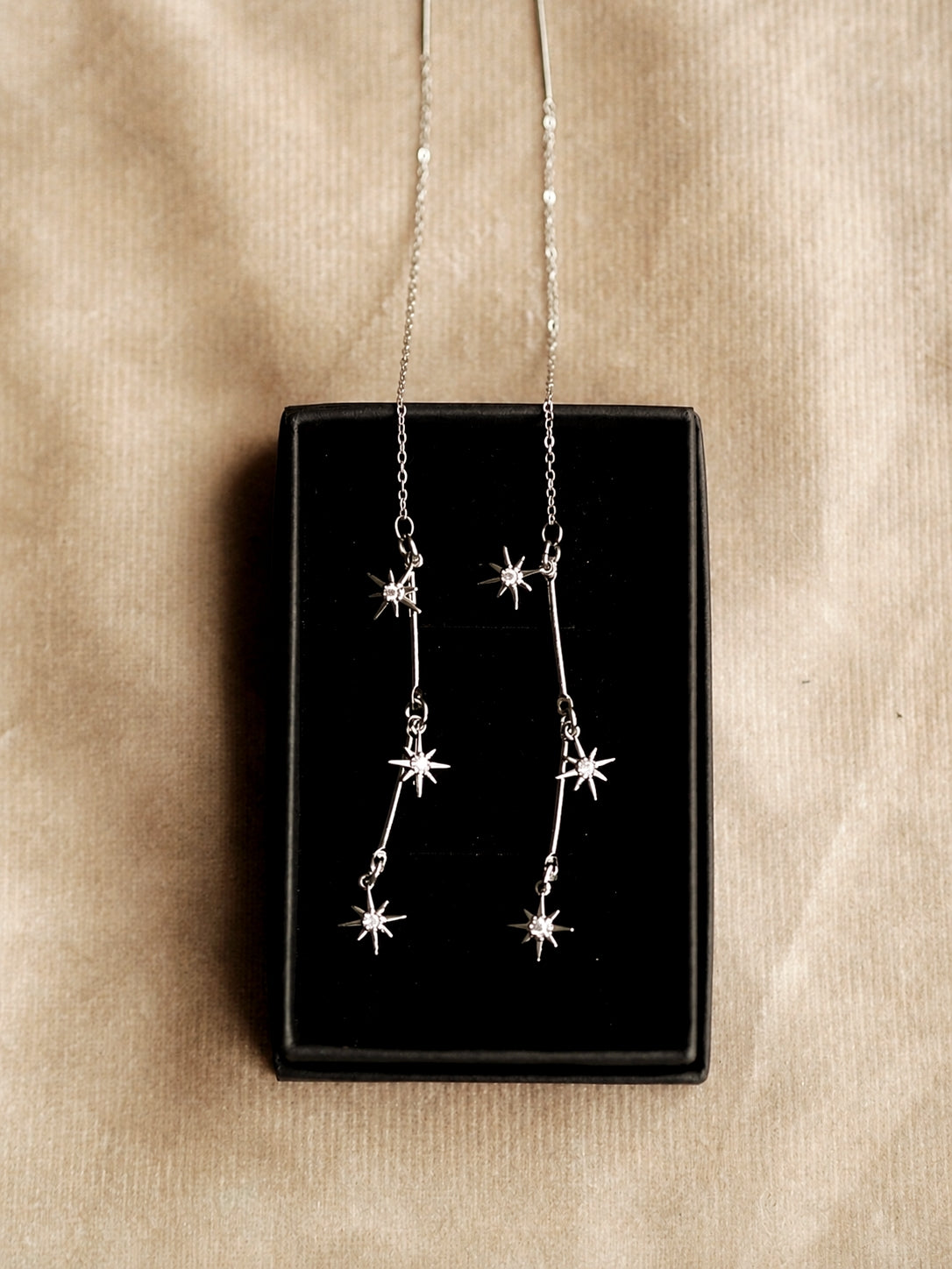 Linea Chain Earrings in Silver / Sparkle Limited Collection