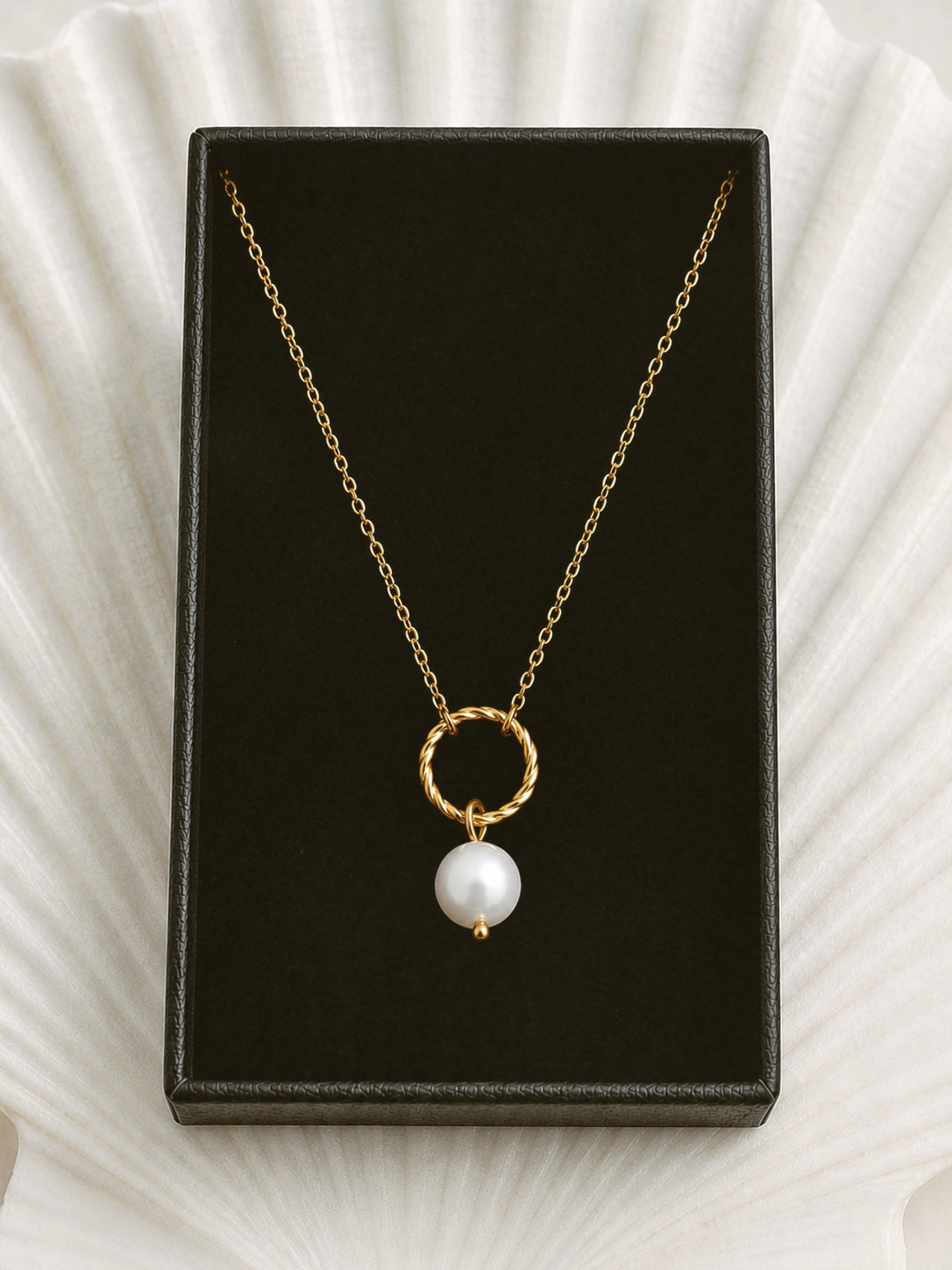 Atlas Serene Necklace