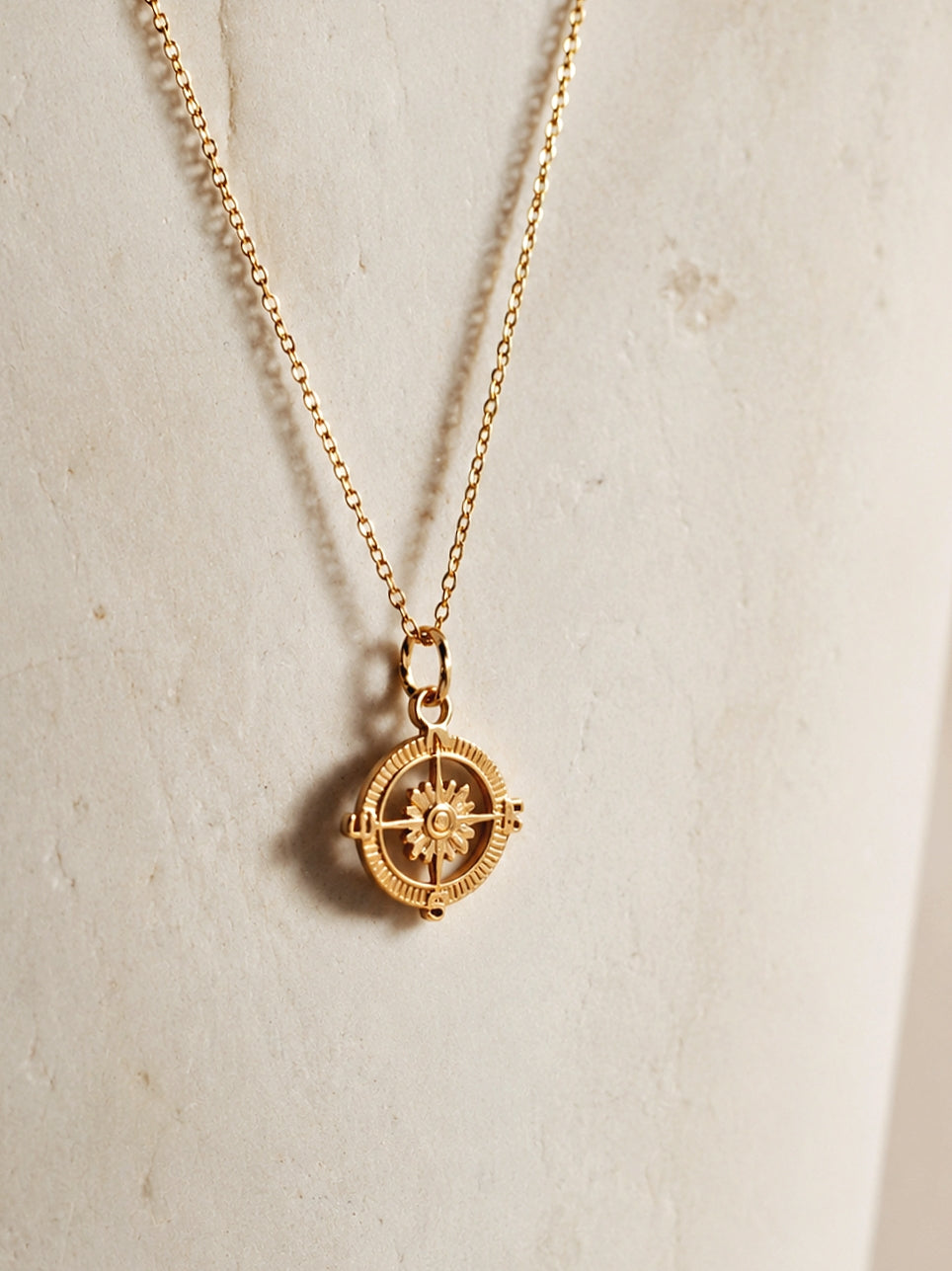Compass Necklace Gold