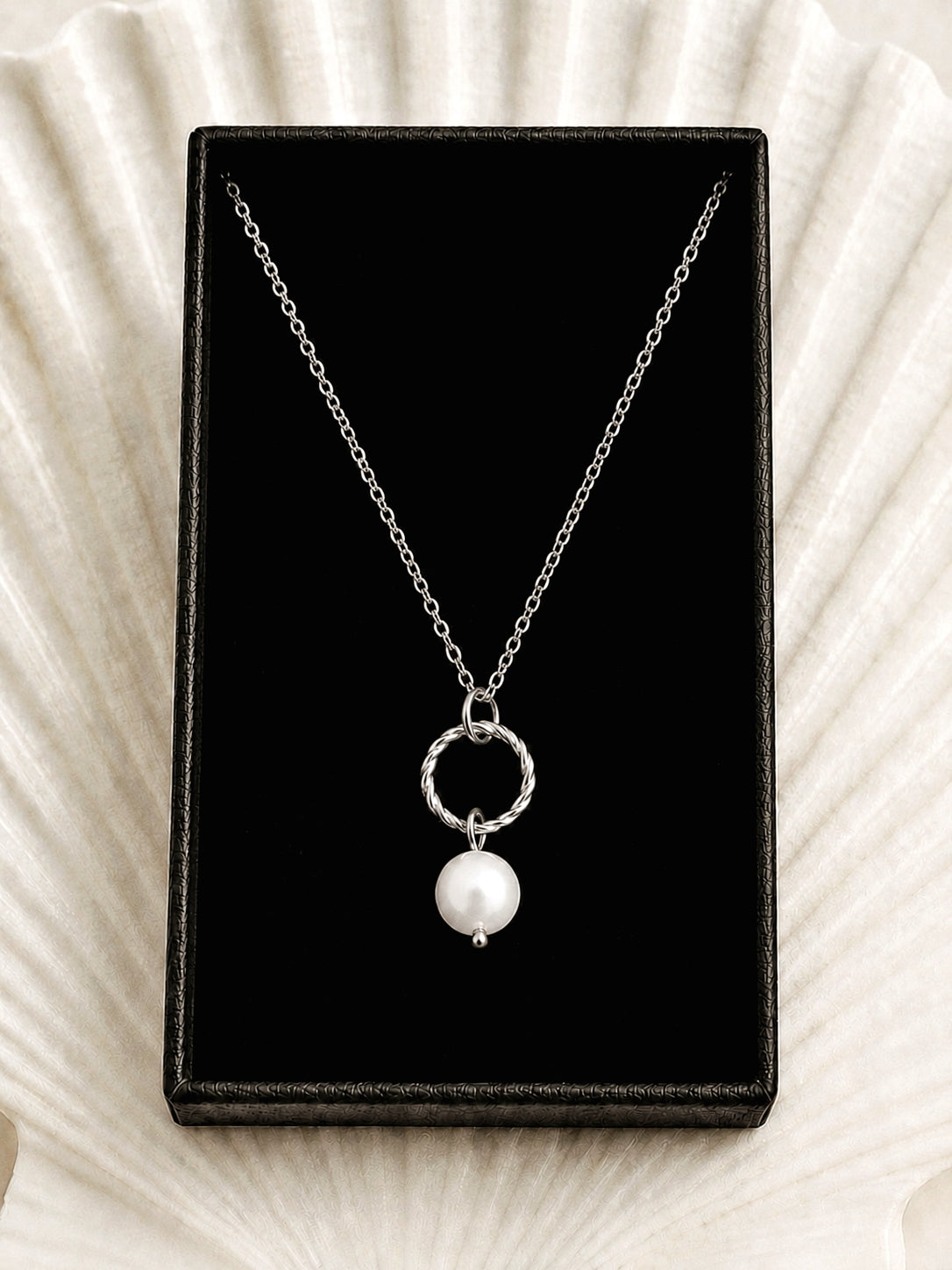 Serene Pearl Necklace in Silver