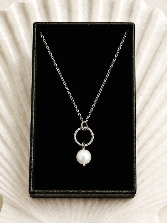 Serene Pearl Necklace in Silver