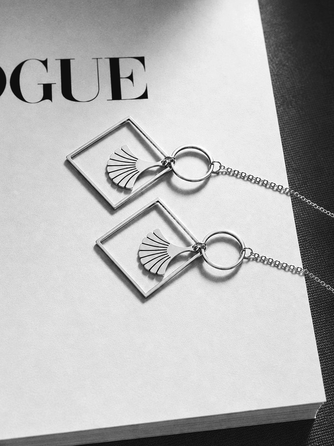 Signature Chain Earrings / Golden Era in Silver