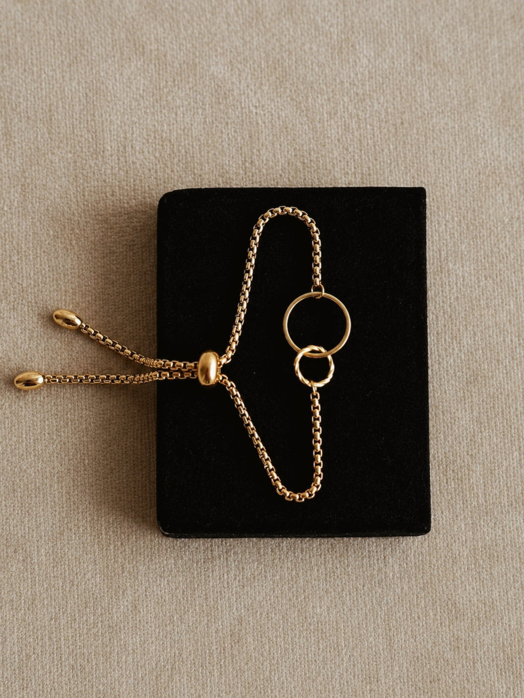 Atlas Adjustable Bracelet Two Circles / Gold