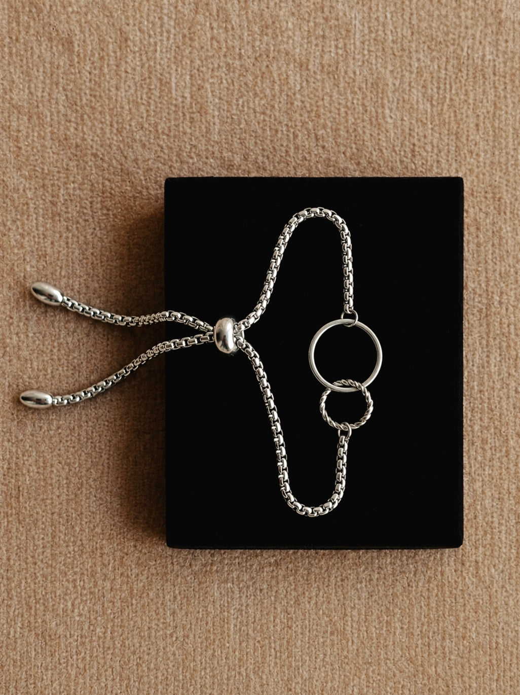 Atlas Adjustable Bracelet Two Circles / Silver
